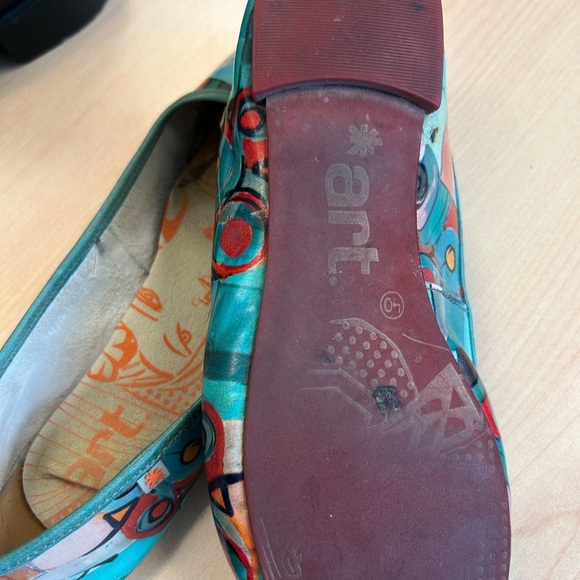 The Art Company size 9.5 (40) used condition funky flats - Picture 8 of 9